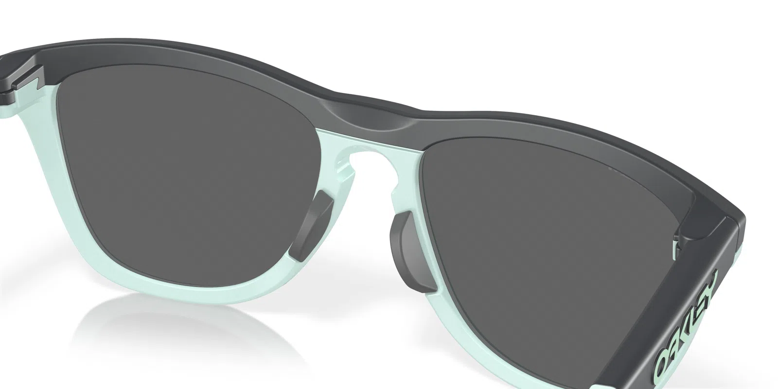 Oakley Frogskins Range 9284 Sunglasses - view 22
